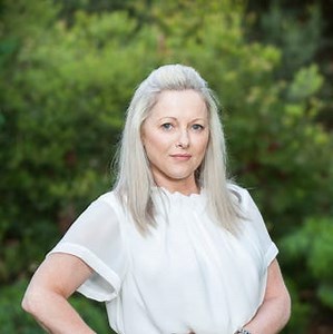 Neighbours Soap Scoop! Finn targets Susan again