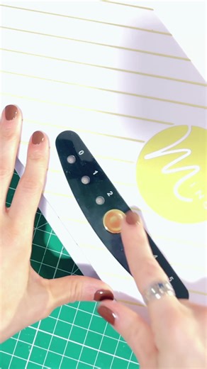 My laser shifted on the hearts pass through so only the bottom right heart aligned correctly…this happens! I probably need a new laser as mine misaligns a lot…but that’s what you get when get it secret hand! Do you make or buy Valentines??? #foilart #crafttutorial #foiladdict #valentines #DIY