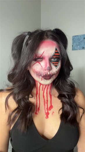 Sometime i record too long and cut some pieces but kept this in bc it was funny 😂 #halloween #halloweenmakeup #clown