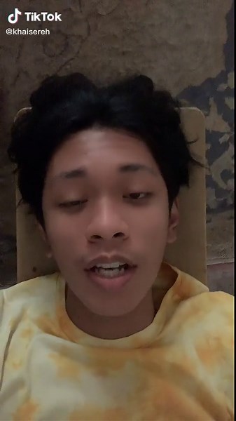 Cool Sped Up Video with Unique Hand Movements