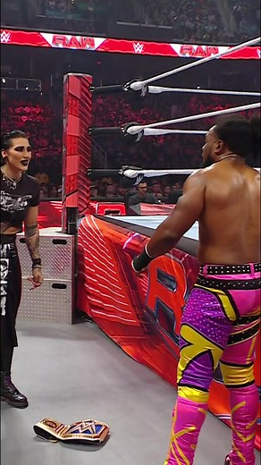 Teamwork makes the dream work 😅#WWERaw | WWE United Kingdom