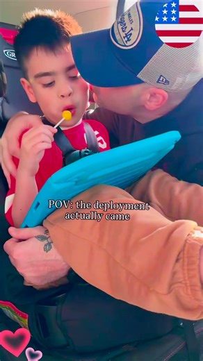 Child very reluctant to let go of soldier father who is about to depart 😭 #foryou #father #soldier