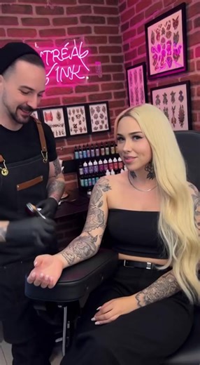 Jade Lavoie a un nouveau tattoo pipi caca poil :( #jadelavoie #pipicacapoil #quebecois #humour #weirdtok