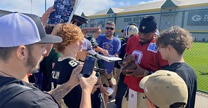 Jameis Winston attends Saints' joint practice in Green Bay, but not participating in drills