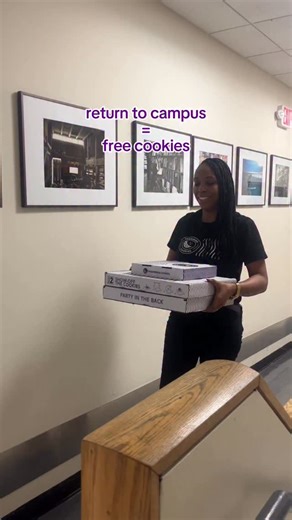 tell us your school and maybe we’ll show up there next 👀 thank you to Boston University College of Communication and Professor @moniquekgigliotti for letting us cookie crash | Insomnia Cookies