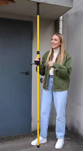 Optimize Your Setup with a 2.8M Laser Level Pole