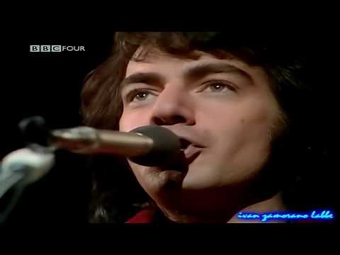 Neil Diamond - Sweet Caroline (release 1969)