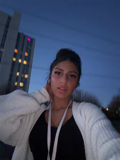 𝐋𝐔𝐃𝐖𝐈𝐆𝐒𝐁𝐔𝐑𝐆✌🏽 (@tina_250k)’s videos with Generation Z - HWZ