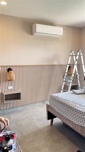 144K views · 8.4K reactions | Golden LineArt leaves #mural #wallart #tutorial #muralart #homedeco | Adry Frame | Facebook