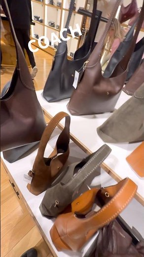 COACH OUTLET SHOPPING SMALL CARD CASE CROSSBODY BROOKLYN BAG #coach #coachbag #brooklyn #coachoutlet