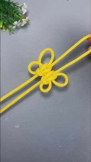 How To Tie A Decorative Chinese Good Luck Knot With Paracord#handmade #shorts #knot #bracletmaking