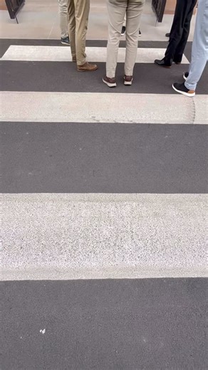 On December 29, Mayor Rick Blangiardi, Managing Director Michael Formby, Deputy Managing Director Krishna Jayaram, Chief of Staff Andy Sugg, and Deputy Communications Director Ian Scheuring visited Hale ‘O Honouliuli, ENV’s new administration building and the new Environmental Quality Laboratory. The tour was led by ENV Director Roger Babcock and Deputy Director Daniel Brieck. Mahalo Mayor Blangiardi and his team for visiting! #HaleOHonouliuli #ENVCommunityCommitmentContinuity #oahu | City & Cou