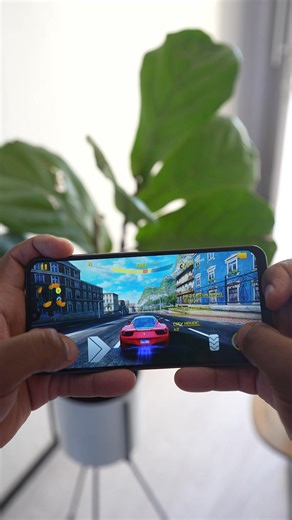 George just got his hands on the new Samsung A17 from Woolworths Connect - really impressed by its modern look, smooth performance and camera that delivers crisp, clear shots every time 📱🔥 He's also loving the SOS feature for quick assistance in emergencies. 📷: Okay Wasabi Shop incredible Black Friday tech deals in-store and online: https://brnw.ch/21wXRPg | WOOLWORTHS