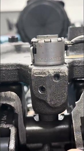 What Happens Inside a Jake Brake System #shorts #engineering #diesel