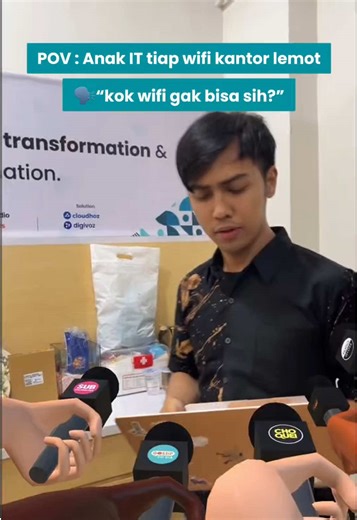 Berasa jadi artis deh, siapa yang di kantornya kaya gini? #codingstudio #codingclass #anakit #programmer #pov