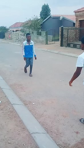 #fyp #comedy #mzansi #comment #tik_tok #lik