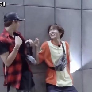 JK and J-hope funny moments 😍💖💜 #bts #jungkook #jhope #everyone #follower #highlights #trend #virals #viewers #fypシ゚ | Angel's Jmjk