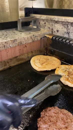 اي خدمه اكتشفت مكان جامد مووت 😍♥️ BtillO - بي تل اوه | Habiba Samir