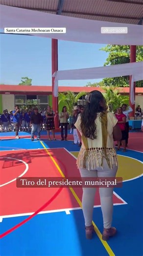 Municipal President René Cruz de Olmos took the first ceremonial kick at the civic plaza