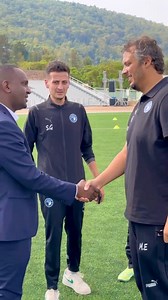 Reunion alert! 🔵New star Fiston Mayele reunites with Young African teammates - pure gold. 🤩Young Africans President Hersi and President Mamdouh Eid share warm greetings. The football world coming together 🤝💪‎#بيراميدز | Pyramids F.C