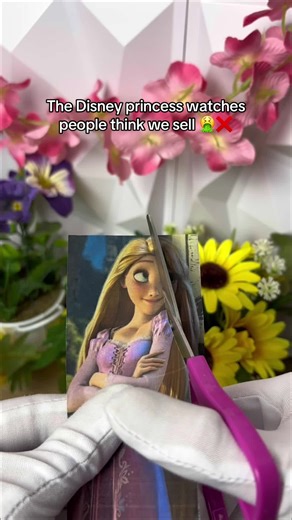 I hope Rapunzel fans like my watch💜 ☀️ #disneyprincess #princess #rapunzel #tangled #sleepingbeauty