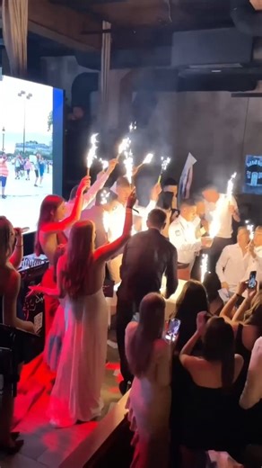 89 reactions · 6 comments | “VLOG 5 - 18. rođendan u Beogradu (Nastup sa Eminom Jahović) - PART 2 | Alexandra & Matrix Band | Facebook