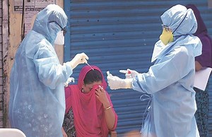 देश के 436 जिलों में कोरोना का पता लगाने सरकार चलाएगी पूल टेस्टिंग अभियान, आरोग्य सेतु ऐप औप न्यूक्लिक एसिड बेस्ड टेस्ट बनेगा मददगार