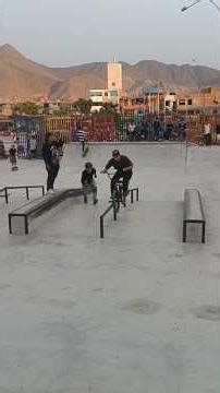 👻 @ALMAVIRU SESSION 🇵🇪 recopilación de los street riders BMX más destacados de todo Lima 👻