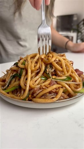 The recipe that got me the best stir fry udon noodles