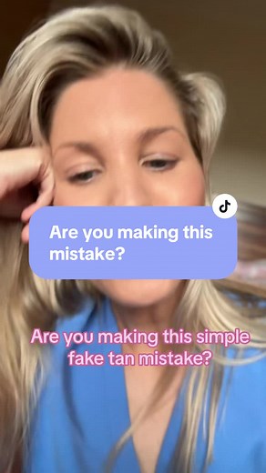 Don't skip moisturising after applying fake tan BUT wait 24 hours for that perfect glow to set in. #faketan #tantips #tanroutine #tantest #tanreview #gradualtan