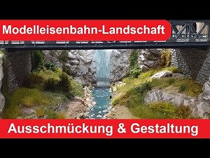 Detaillierte Landschaftsgestaltung einer H0-Modelleisenbahn