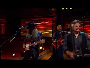 The Doobie Brothers - Long Train Runnin' (Live from The Late Show)