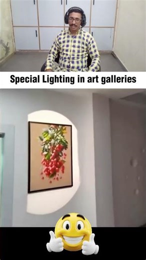 How Galleries Highlight Paintings with One Light