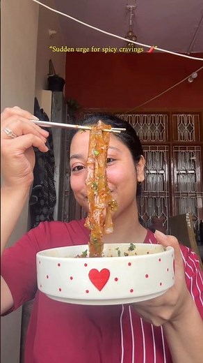 Spicy Rice Paper Noodles for Your Sudden Cravings 🌶️ #latenightsnacks #snacks #10minutesrecipe