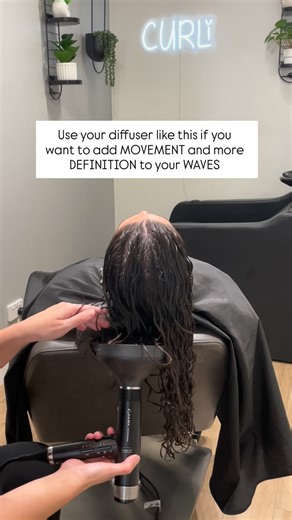 Curly Hair Specialist on Instagram: "Hovering to create the cast + pixie diffusing to keep your waves in shape ✨ Simple tricks that make a big difference! Did you know about that? 😍 #wavyhairtips #2Awaves #2Bwaves #wavyhairroutine #wavymethod #pixiediffusing #diffusingtips #curlyhairaustralia"