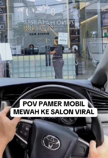 POV Pamer Mobil Mewah di Salon Viral