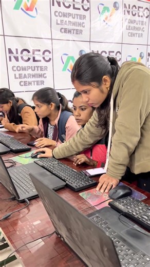 Nirman Computer Center Giridih on Instagram: "Khelte-khelte sikhte jao Khul gaya Barganda mein Computer Class 📌 Admission FREE 📞 6204513035 #reelitfeelit❤️❤️ #FreeAdmission #giridih #reelkarofeelkaro❤ #skillindiamission"