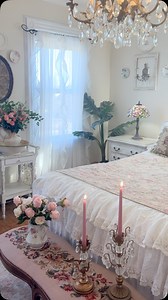 Happy Friday friends! Our vintage romantic bedroom is filled with treasures I have curated while thrifting and antiquing. One of my favorite pieces is the antique embroidered bench at the foot of our bed. Enjoy your day 💕🌸💕🌸#romanticbedroom #vintagebedroom #antiquebedroom | our1897farmhouse
