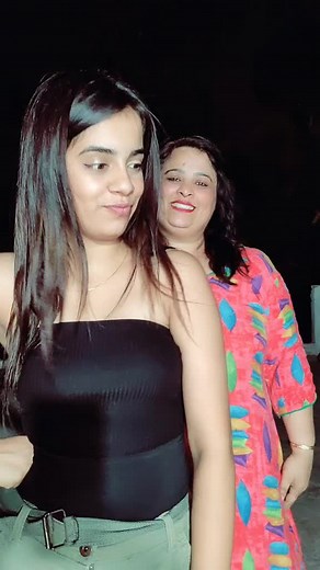 sakshi._.talwar (@sakshi._.talwar1)’s videos with Banana (feat. Shaggy) [DJ FLe - Minisiren Remix] - Conkarah