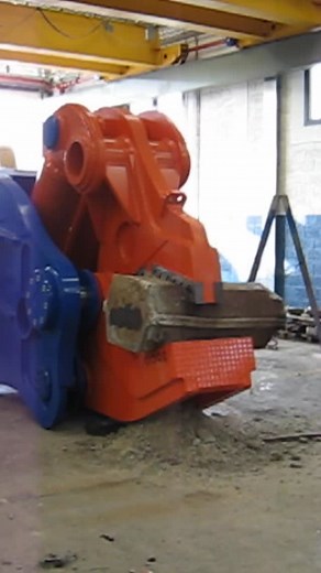 💡 In Trevi Benne ogni concept speciale nasce da un lavoro integrato tra progettazione, collaudo e comunicazione. I dati raccolti nello sviluppo di un prototipo diventano così un valore prezioso, utile per dare forma ai progetti di domani. 💡 At Trevi Benne, every special concept is born from an integrated effort between design, testing, and marketing. The data collected during the development of a prototype thus becomes a precious asset, useful for shaping the projects of tomorrow. | Trevi Benn