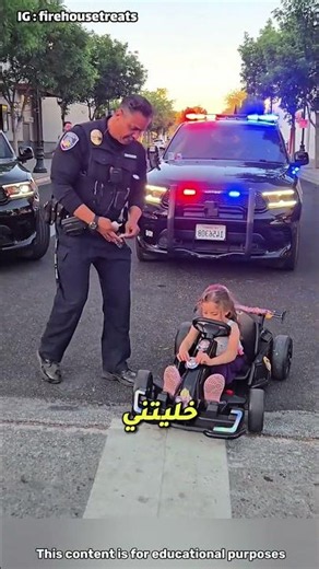 Funny interaction between a cop and a girl! 😂