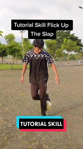 TUTORIAL SKILL FREESTYLE!! THE SLAP!! #sepakbola #bola #anakfutsal #bolasepak #anakbola #jnrsoccer #foryoupage #fyp #belajar #skill #masteredukasi