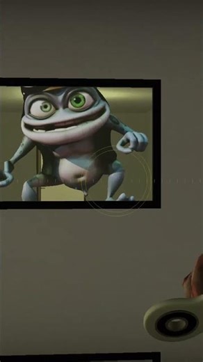 Crazy Frog and a Terrifying Ghost Attack and Kill Me in the Hotel Map | GMod Horror Gameplay