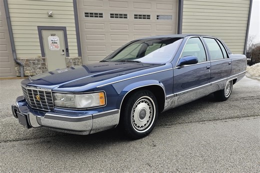 No Reserve: 1996 Cadillac Fleetwood Brougham