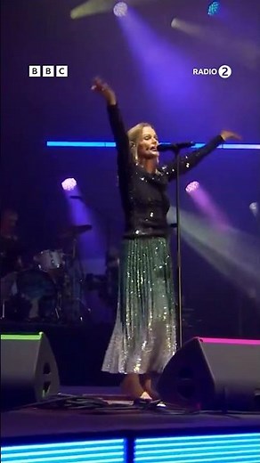 Belinda Carlisle - Heaven Is A Place On Earth at Radio 2 In The Park