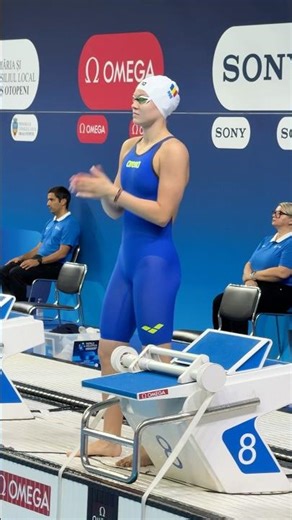 Getting ready! #swimming #asmr #worldaquatics