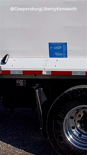 Kenworth L770 Curbtender PowerPak Automated Side Loader