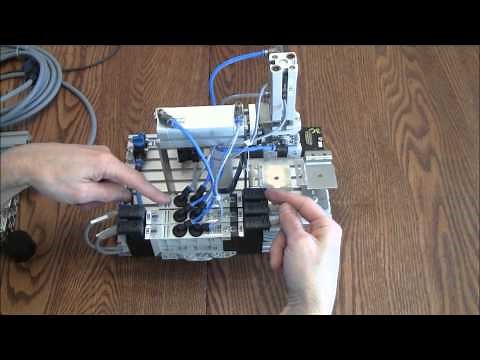 PLC Trainer - Festo Handling Station