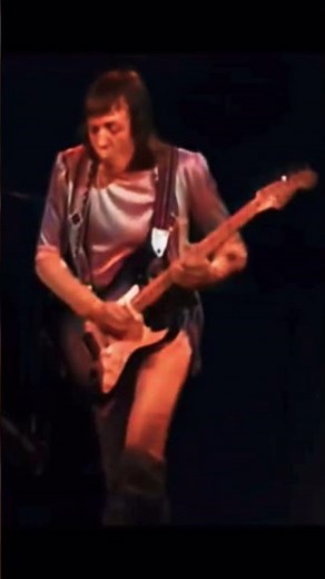 Robin Trower “Too Rolling Stoned” live 1975