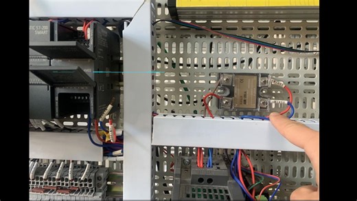 西门子PLC200 Smart模拟量控制演示---水的加热